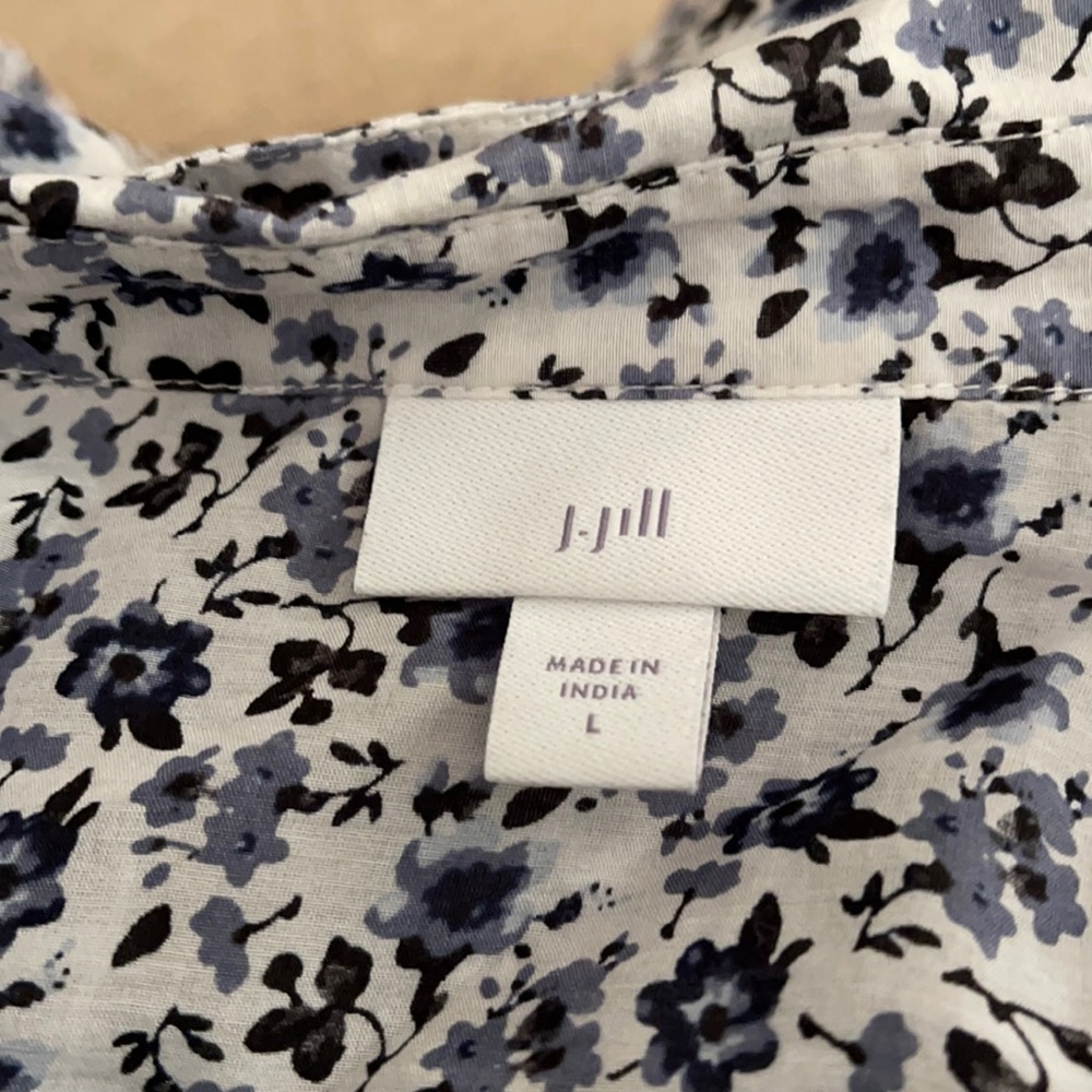 J.Jill size large shirt